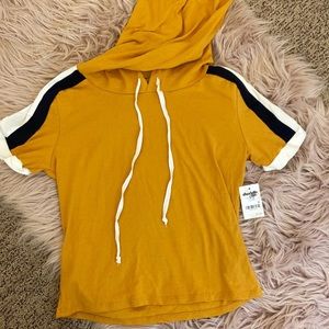 NWT cropped hoodie